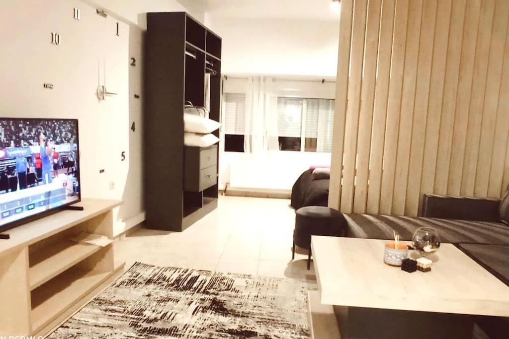 Sofia'S Getaway Apartment เทสซาโลนิกิ ภายนอก รูปภาพ